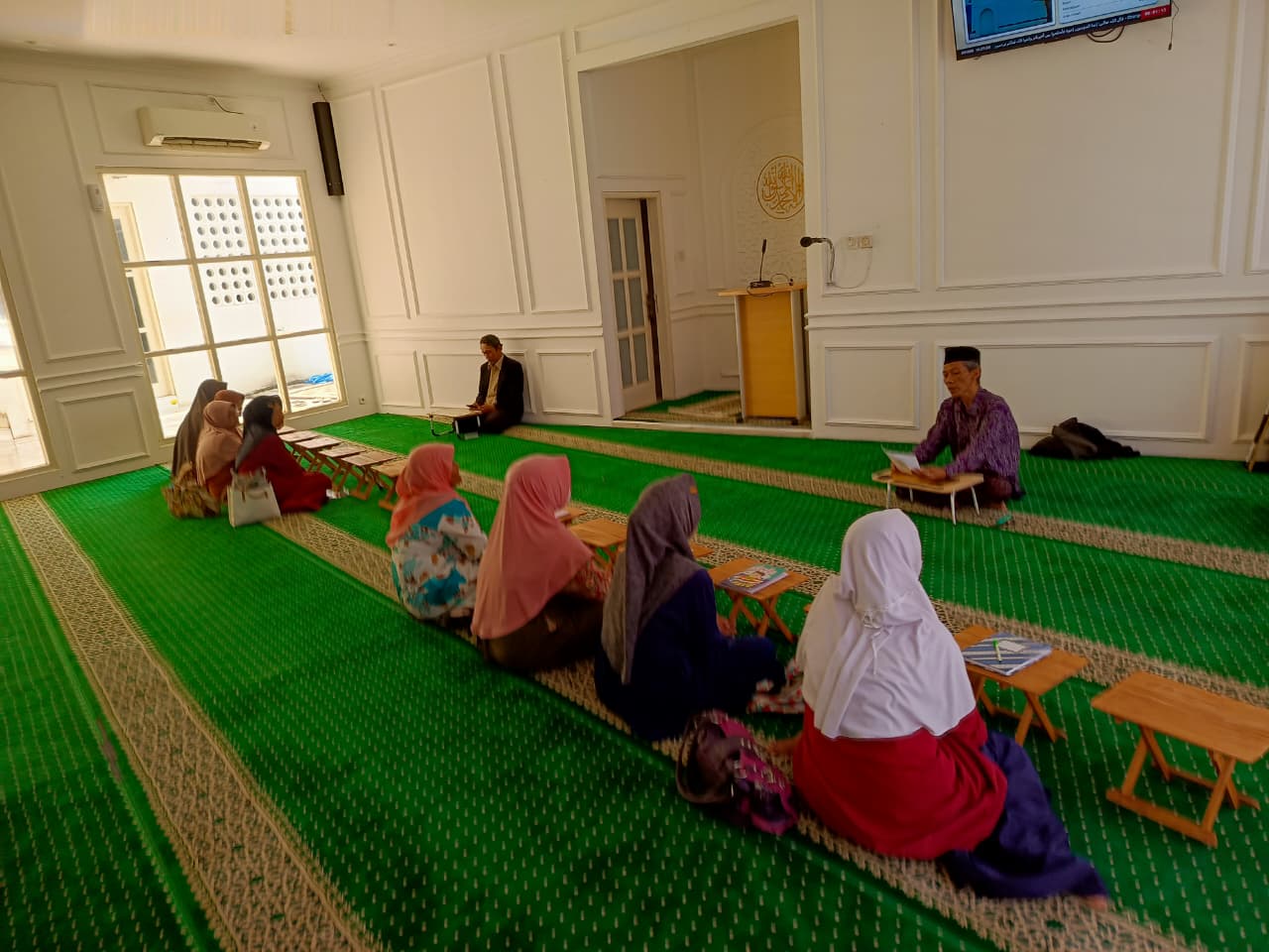 Pengajian dan silaturahmi — foto 1